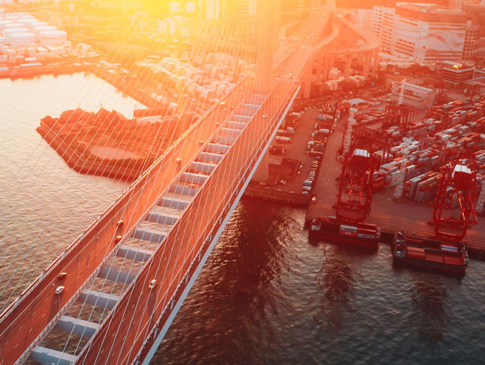 global supply chains promo image global supply chains promo image